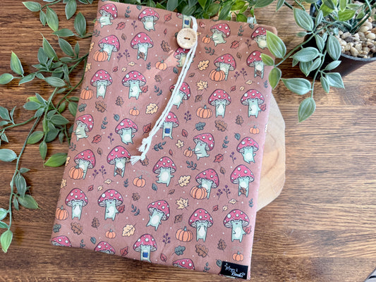 XL Mushroom Froggie Booksleeve (Eigen Ontwerp)