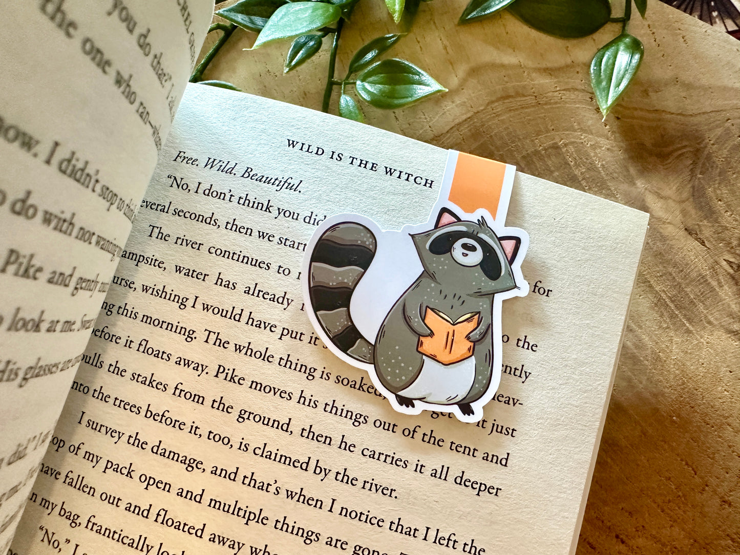 Raccoon Magnetic Bookmark