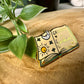 Grumpy + Sunshine Romance Trope Emaille-Anstecker