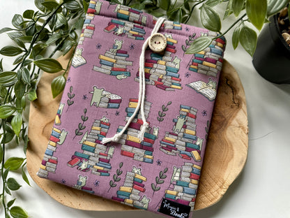 Froggie Book Stack E-Reader Sleeve (Own Design)