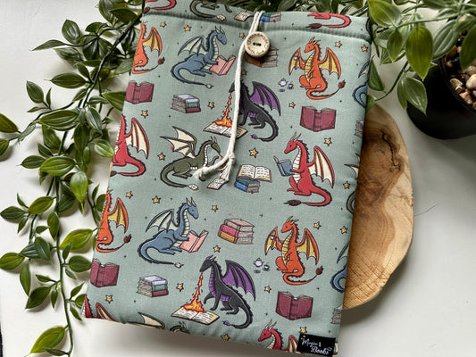 Reading Dragons Booksleeve (Own Design)