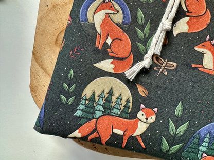 Foxes in the Woods E-Reader Hülle (Eigenes Design)