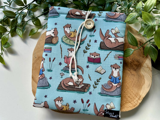 Housse de lecteur E-Reader Reading Otters (design personnel)