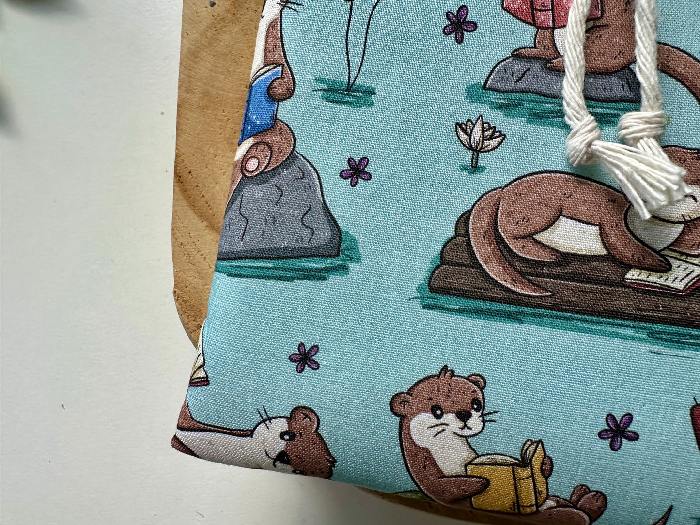 Housse de lecteur E-Reader Reading Otters (design personnel)