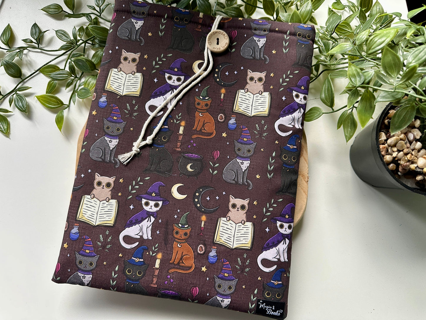 XL  Cat Coven Booksleeve (Own Design)