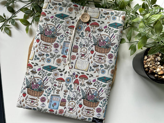 XL Cottage Core Booksleeve (Own Design)