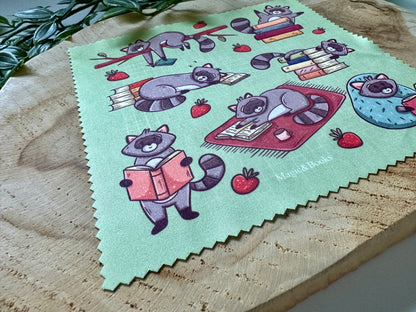 Reading Raccoon Cleaning Cloth