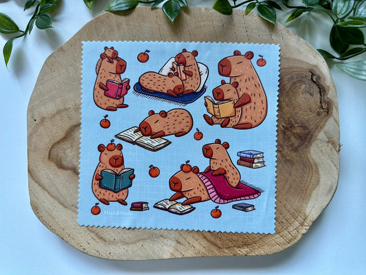 Capybara & Books Cleaning Cloth