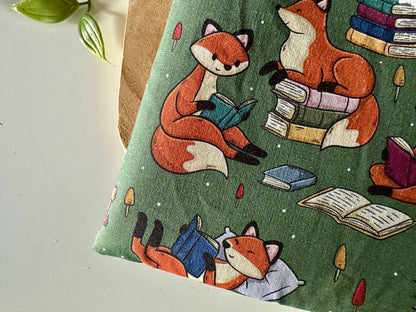 XL Reading Foxes Buchhülle (Eigenes Design)
