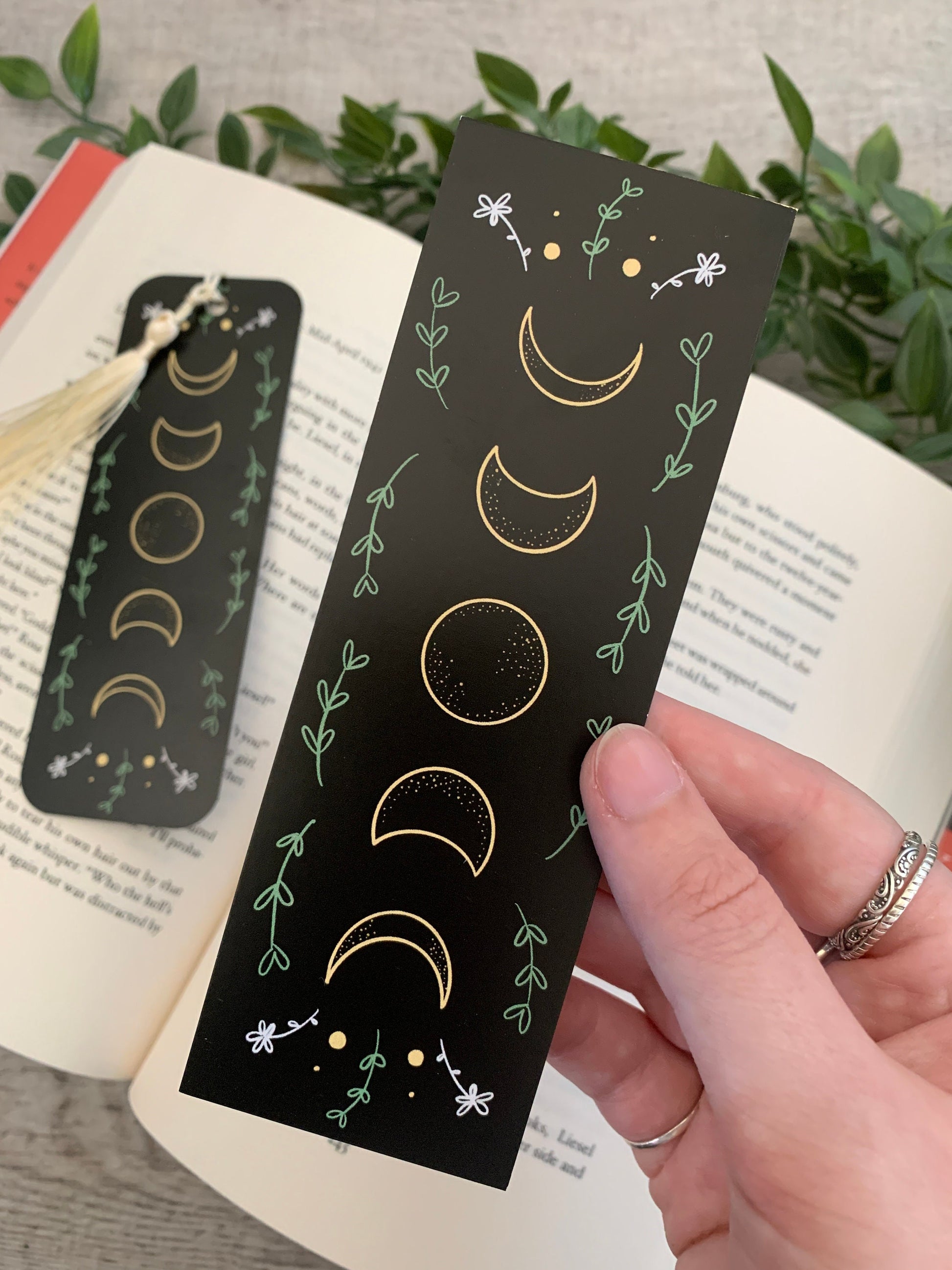 Phases of the Moon Bookmark – Magic&Books